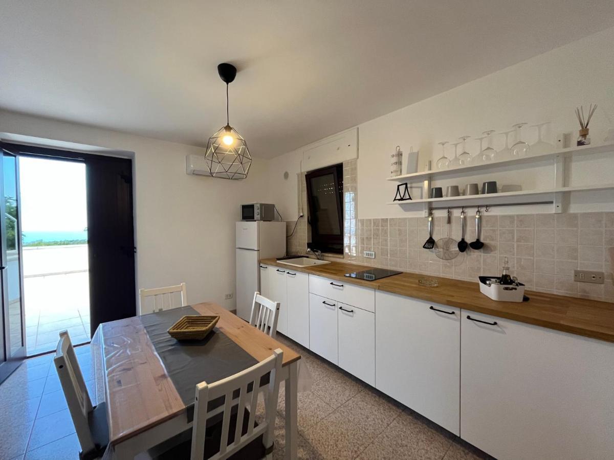 Gorgo Rinaldi - Locazioni Brevi Guest House Monopoli Bagian luar foto